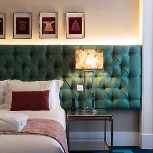 4* Bed & Breakfast Dear - Bordalo Palace Chiado